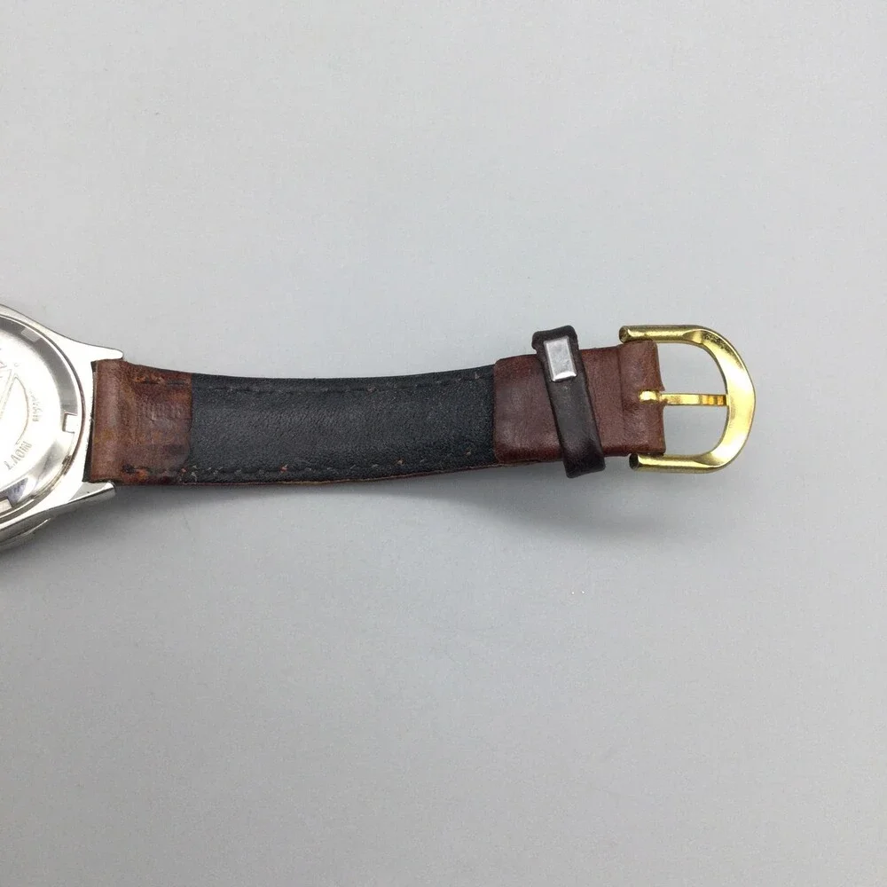 Vintage Guess Waterpro Womens Watch 28mm Champagne Dial Leather New Battery